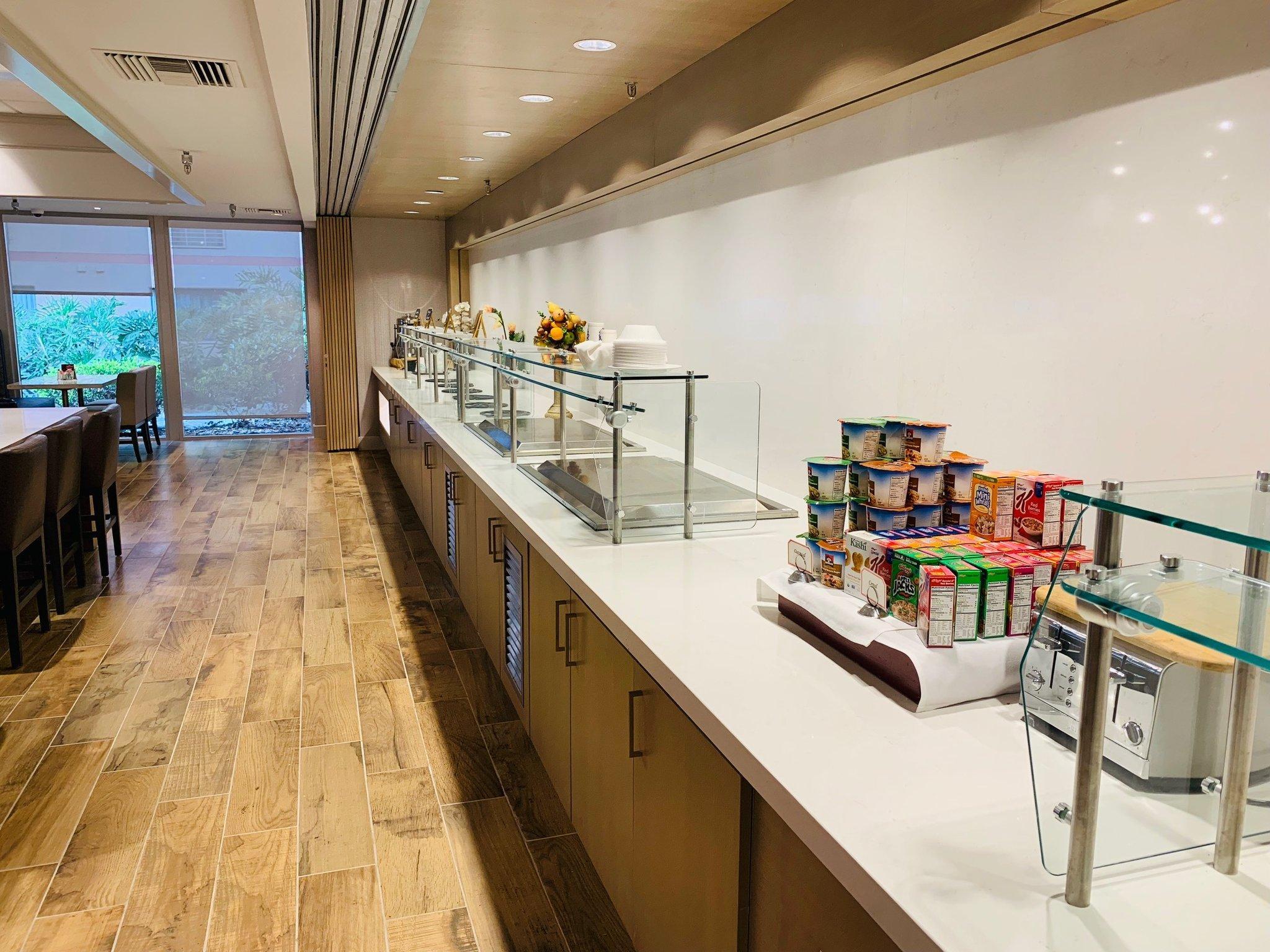 Crowne Plaza Silicon Valley North - Union City By Ihg Εξωτερικό φωτογραφία