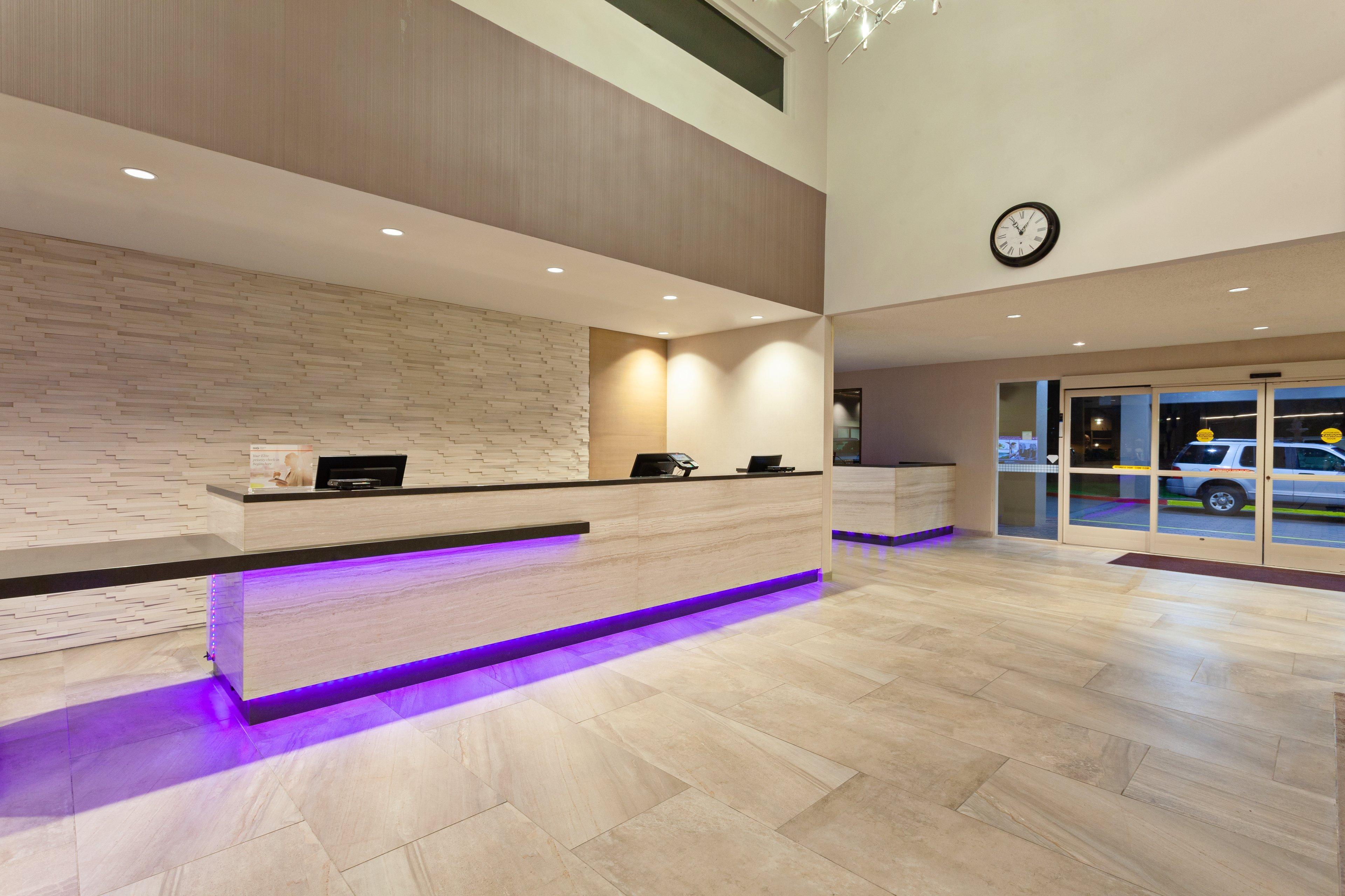Crowne Plaza Silicon Valley North - Union City By Ihg Εξωτερικό φωτογραφία