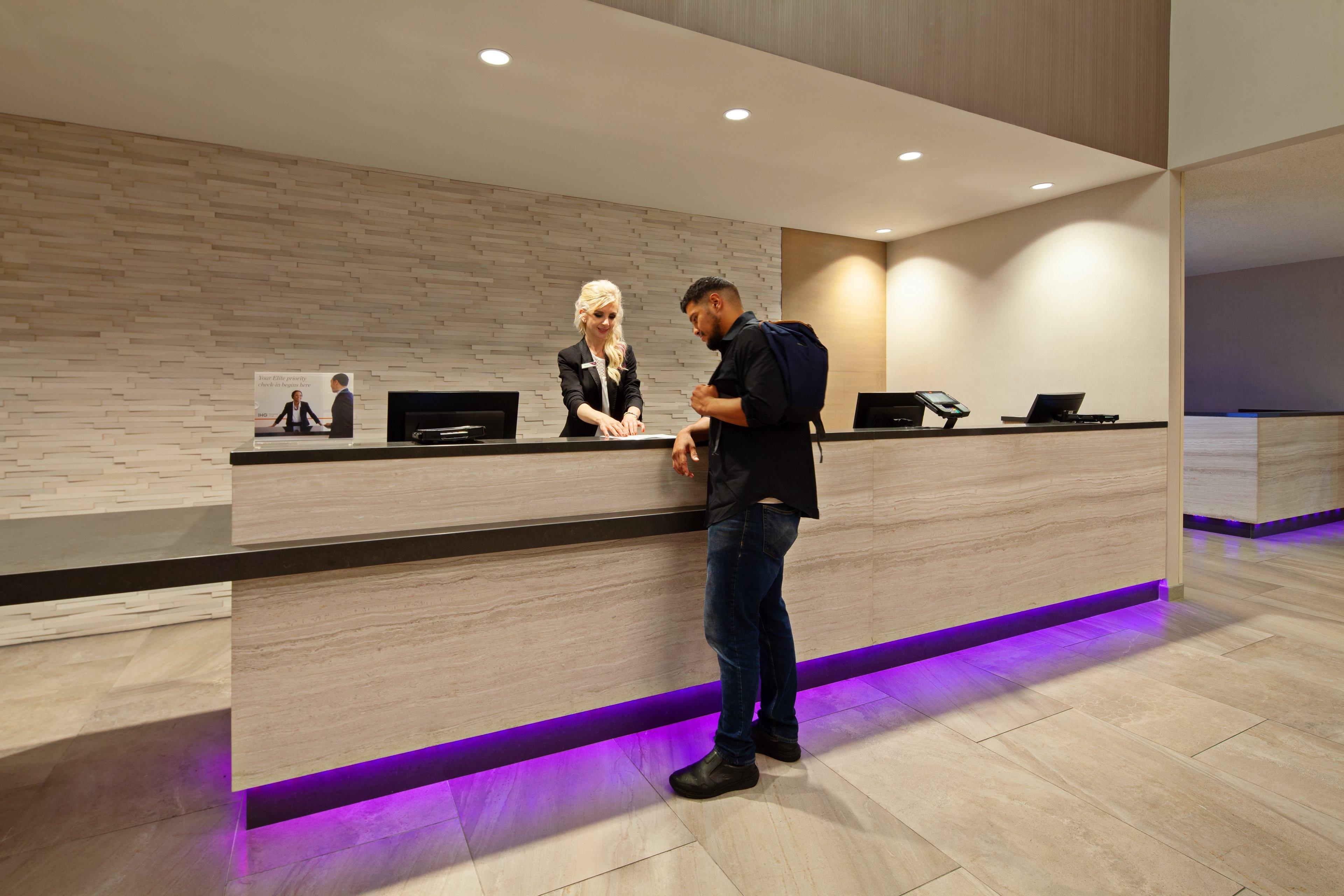 Crowne Plaza Silicon Valley North - Union City By Ihg Εξωτερικό φωτογραφία