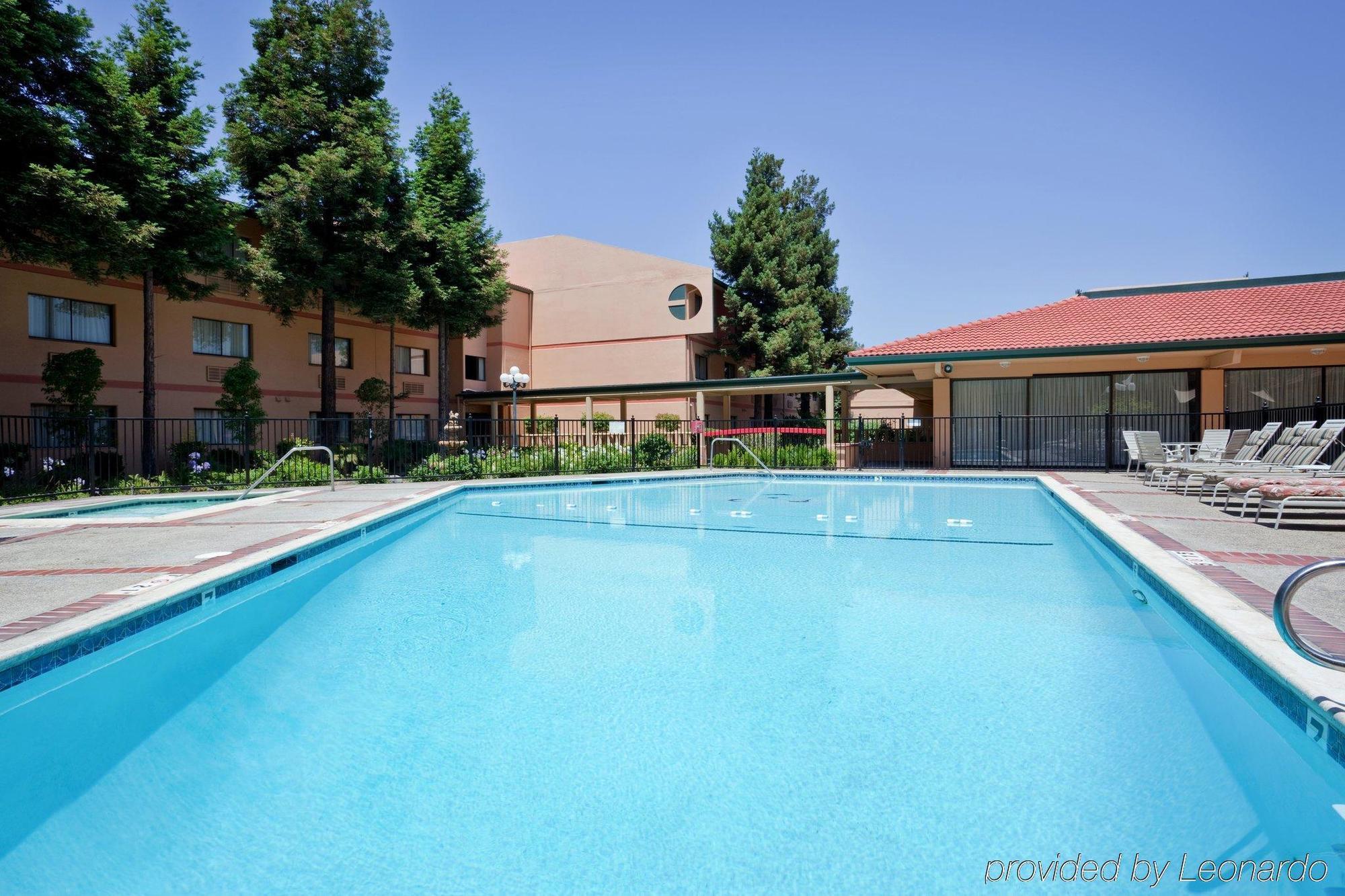 Crowne Plaza Silicon Valley North - Union City By Ihg Εξωτερικό φωτογραφία