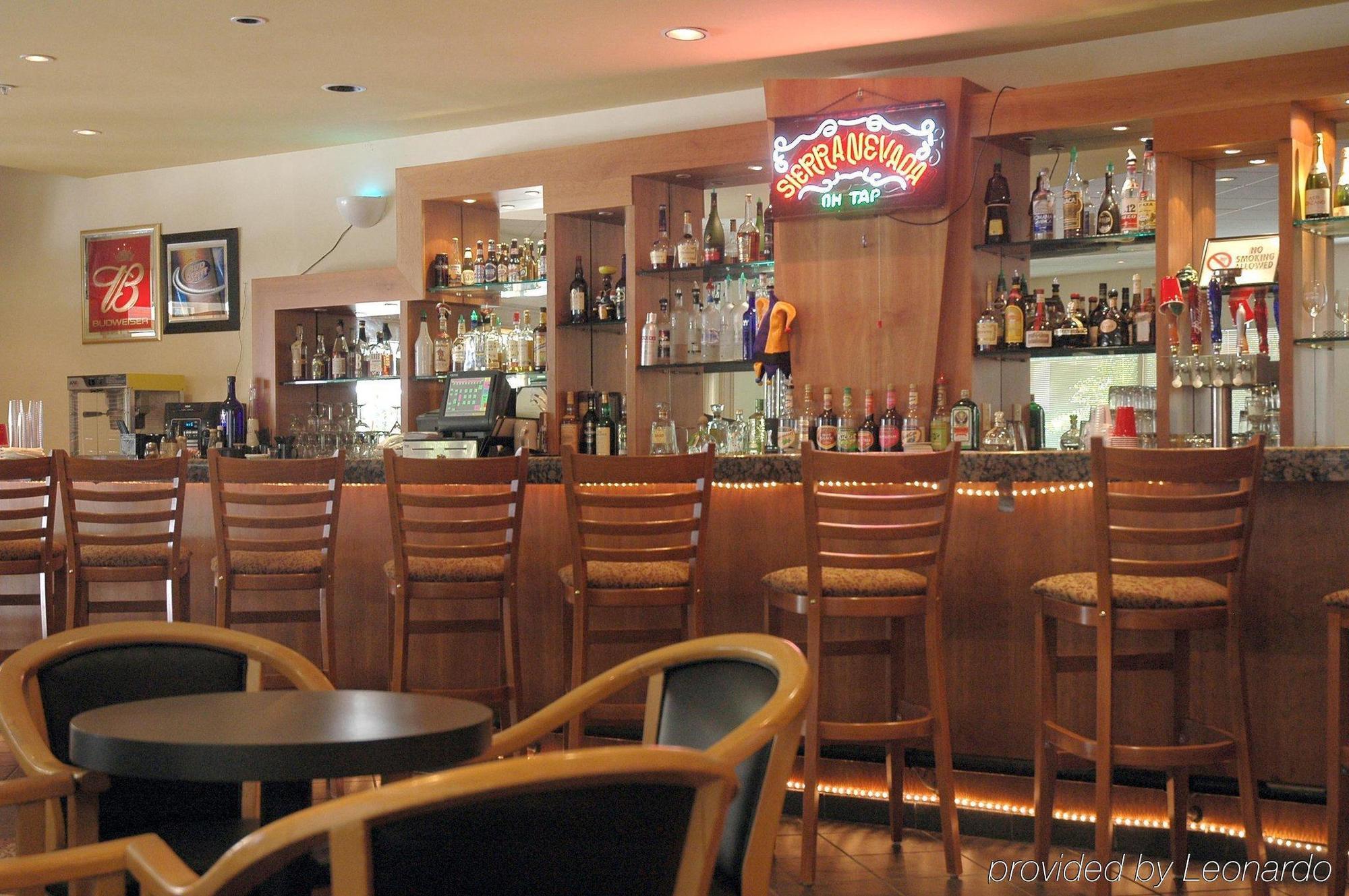 Crowne Plaza Silicon Valley North - Union City By Ihg Εξωτερικό φωτογραφία
